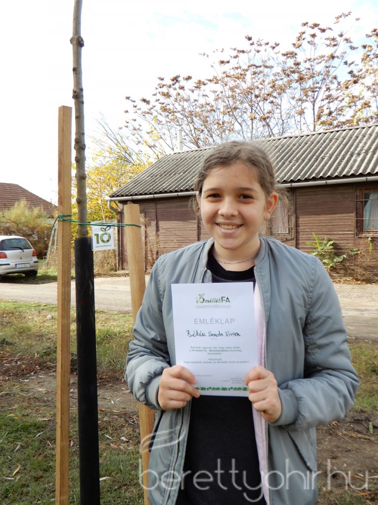 Közösségi faültetés Berettyóújfaluban 88